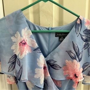 Floral dress size 10P light blue